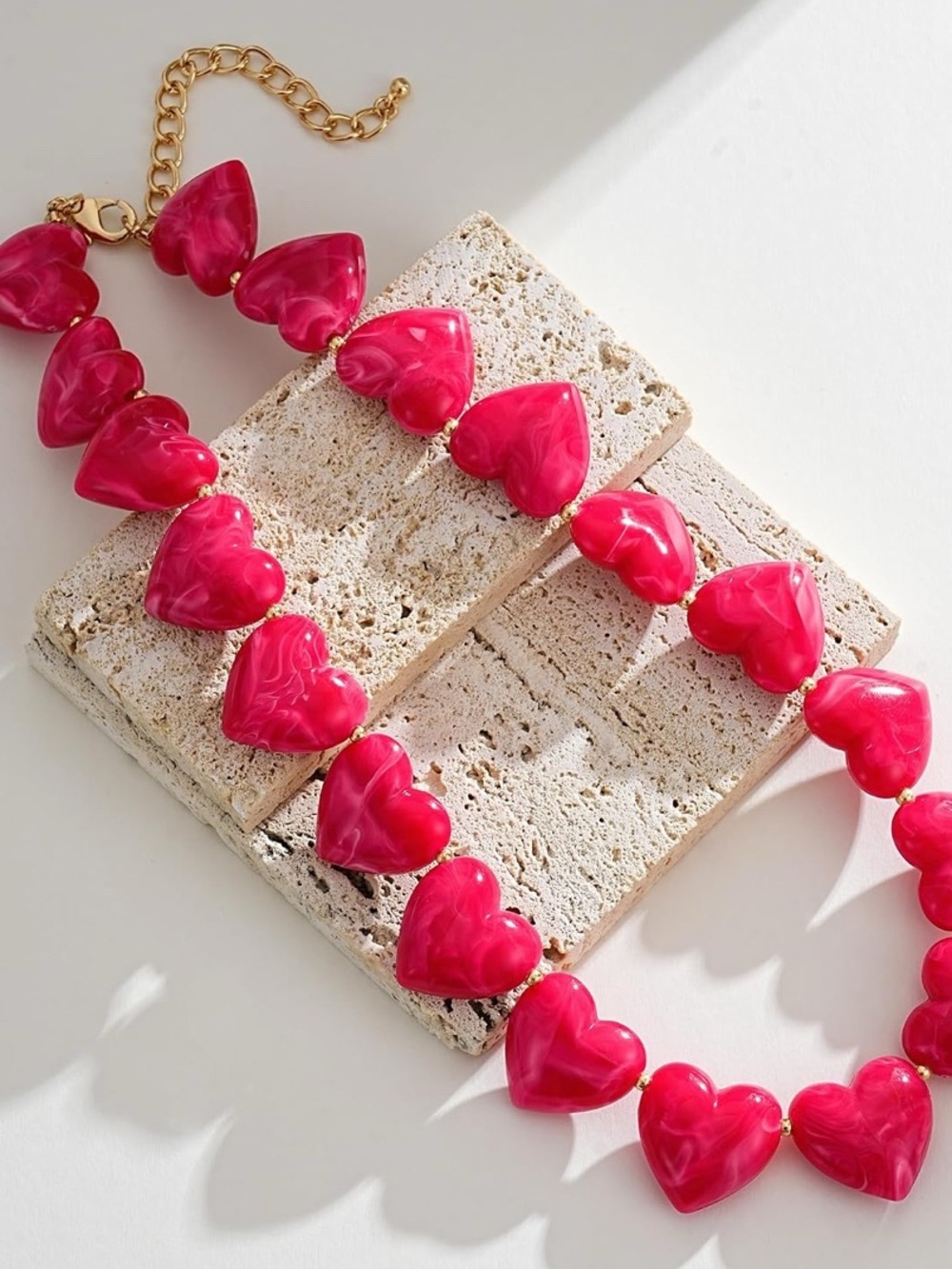 Marbled Heart Dopamine Necklace in Hot Pink